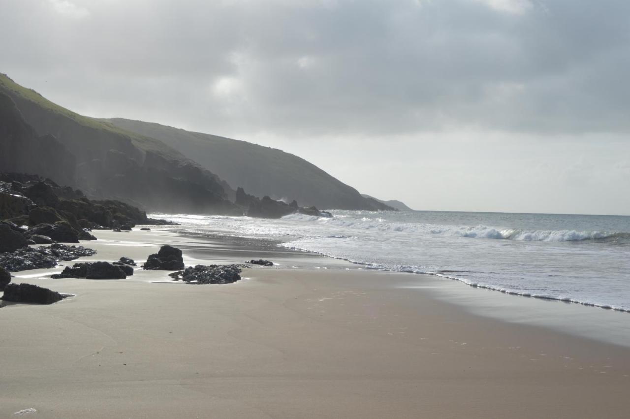 Galwad y Mór a Coastal Escape In Pembrokeshire's National Parks Villa Lamphey Exterior foto
